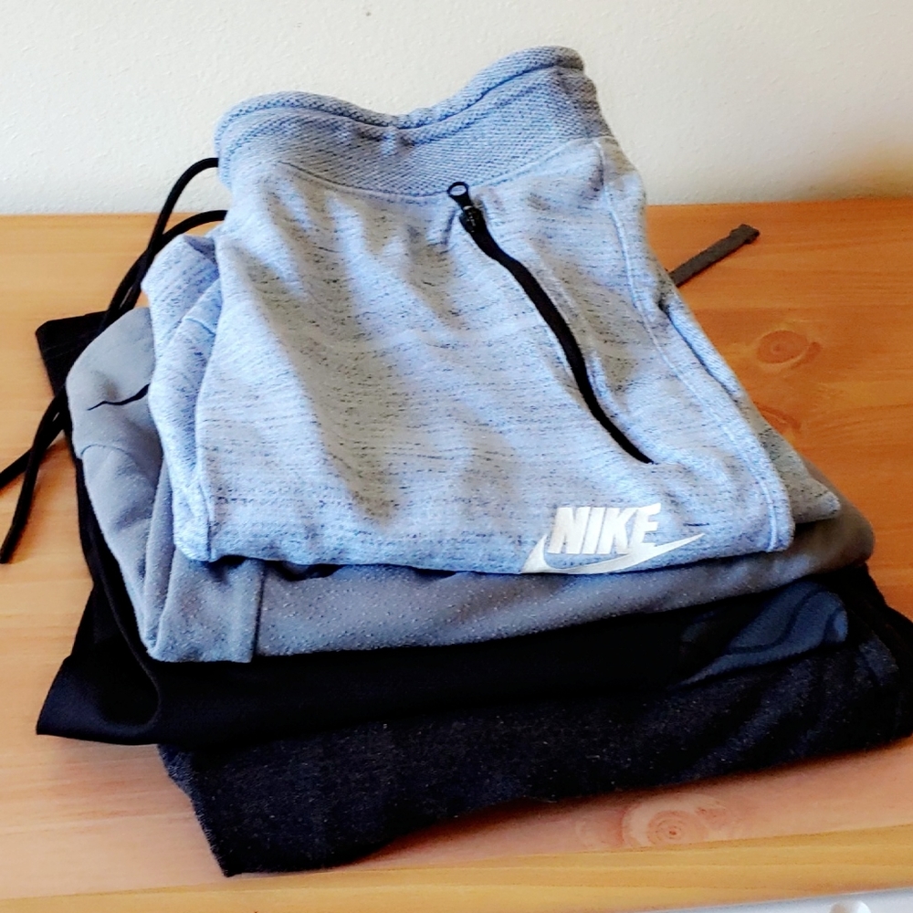 4 Bundle Nike Shorts - image 3